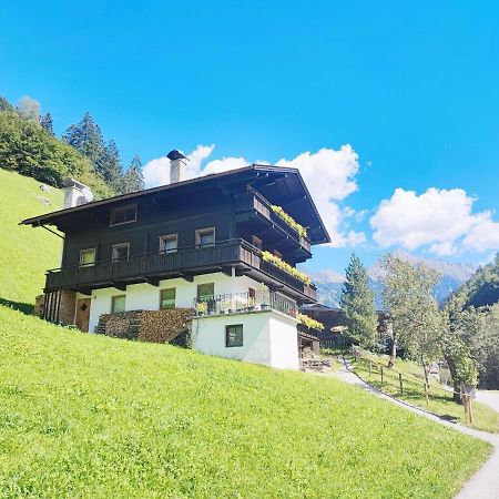 Pretty Holiday Home In Mayerhofen With Balcony Майргофен Екстер'єр фото